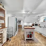 Lovely In With Kitchen * Vorbasse