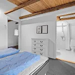 Lovely In With Kitchen Holiday home *