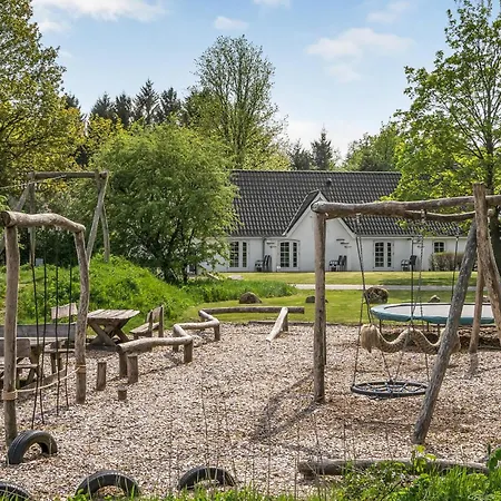 Lovely In With Kitchen *